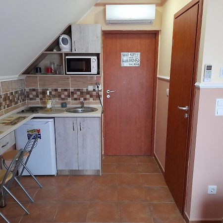 Hajdúszoboszló Andrea Apartman מראה חיצוני תמונה