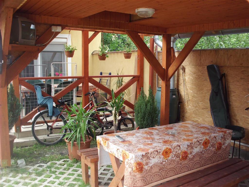 Hajdúszoboszló Andrea Apartman מראה חיצוני תמונה